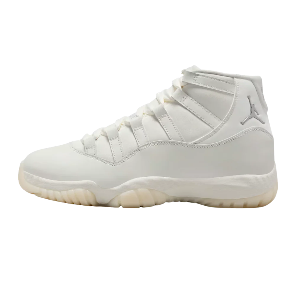 Jordan 11 Retro Pearl (Women's)