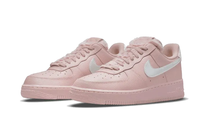 Air Force 1 Low Pink Sherpa - DO6724-601