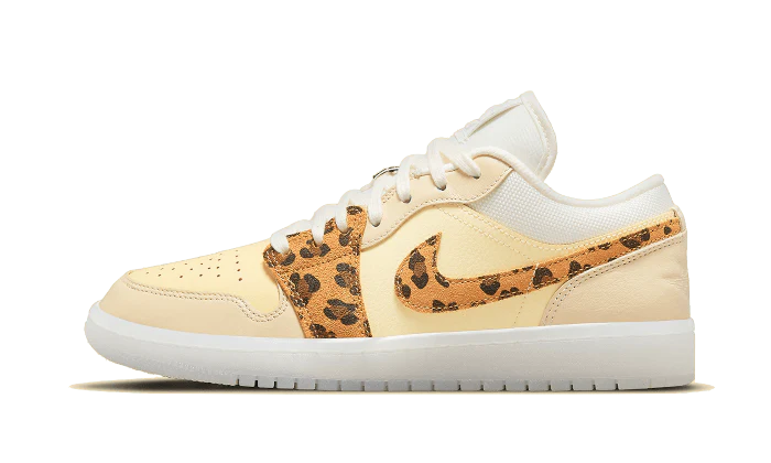 Jordan 1 Low SNKRS Day (Women's)