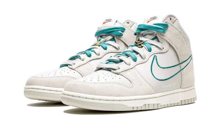 Dunk High First Use Light Bone Green Noise - DH0960-001