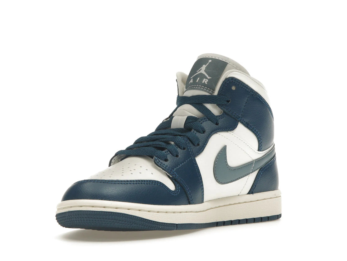 Air Jordan 1 Mid French Blue