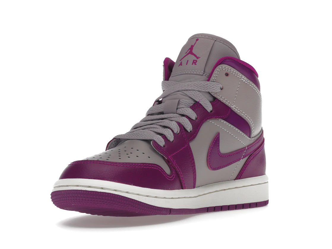 Air Jordan 1 Mid Magenta 2022