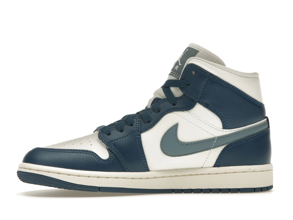 Air Jordan 1 Mid French Blue