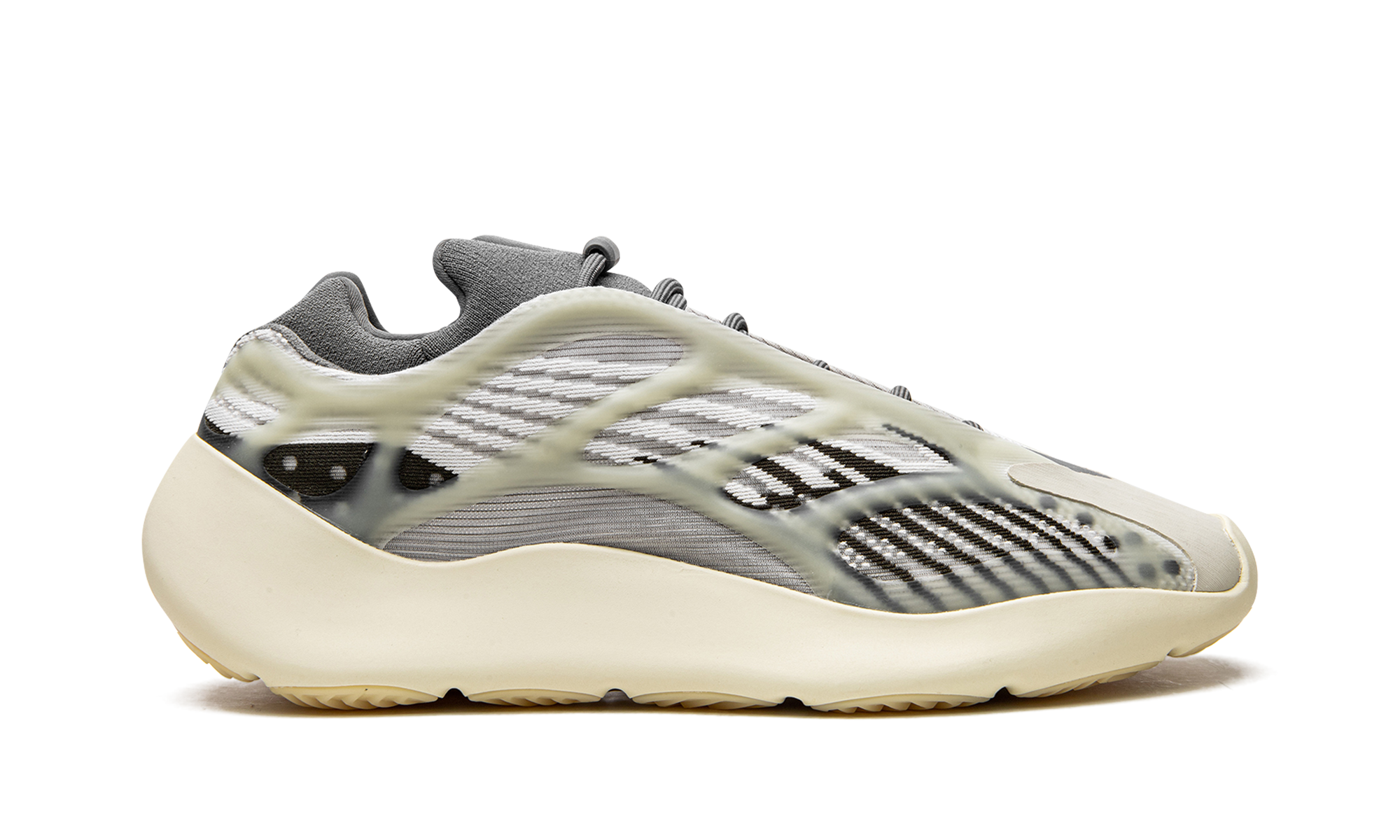 Adidas Yeezy 700 V3 Fade Salt - resellguru.app