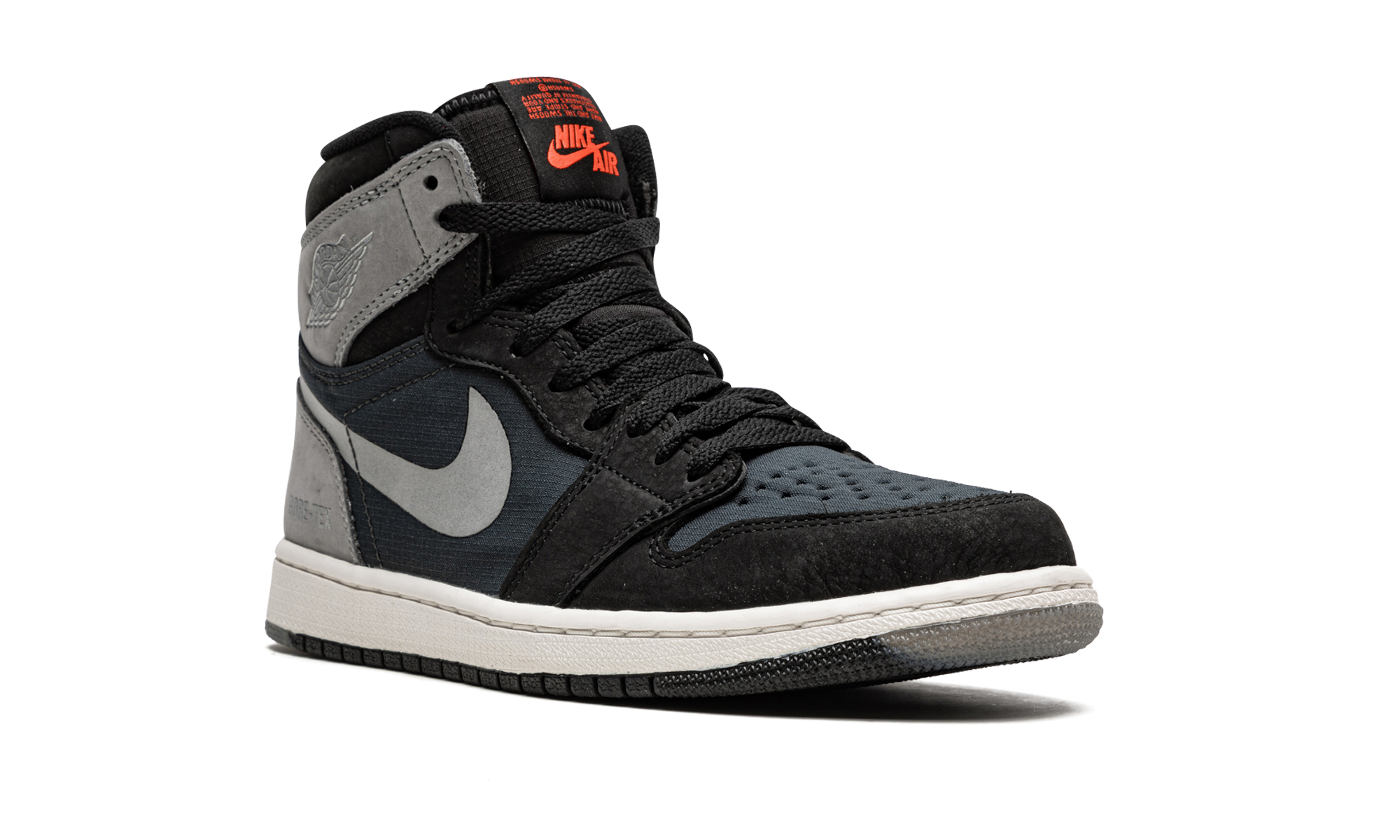 Air Jordan 1 Retro High Element Gore-Tex Black Particle Grey - resellguru.app