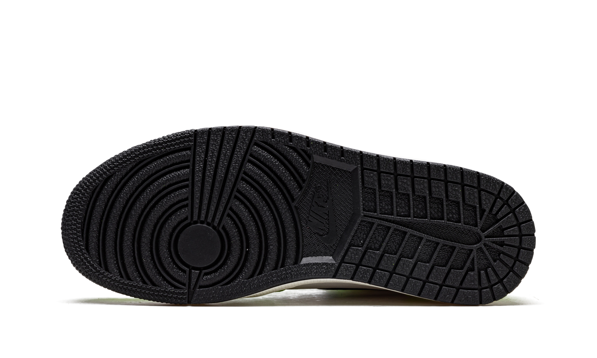 Air Jordan 1 Retro High OG Visionaire - resellguru.app