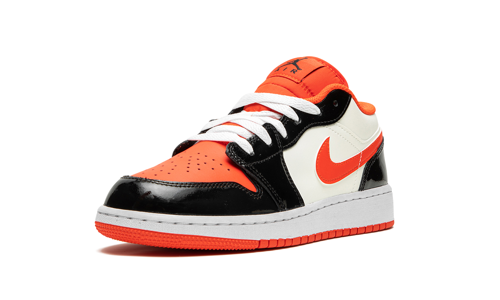 Air Jordan 1 Low Halloween (2023) - resellguru.app
