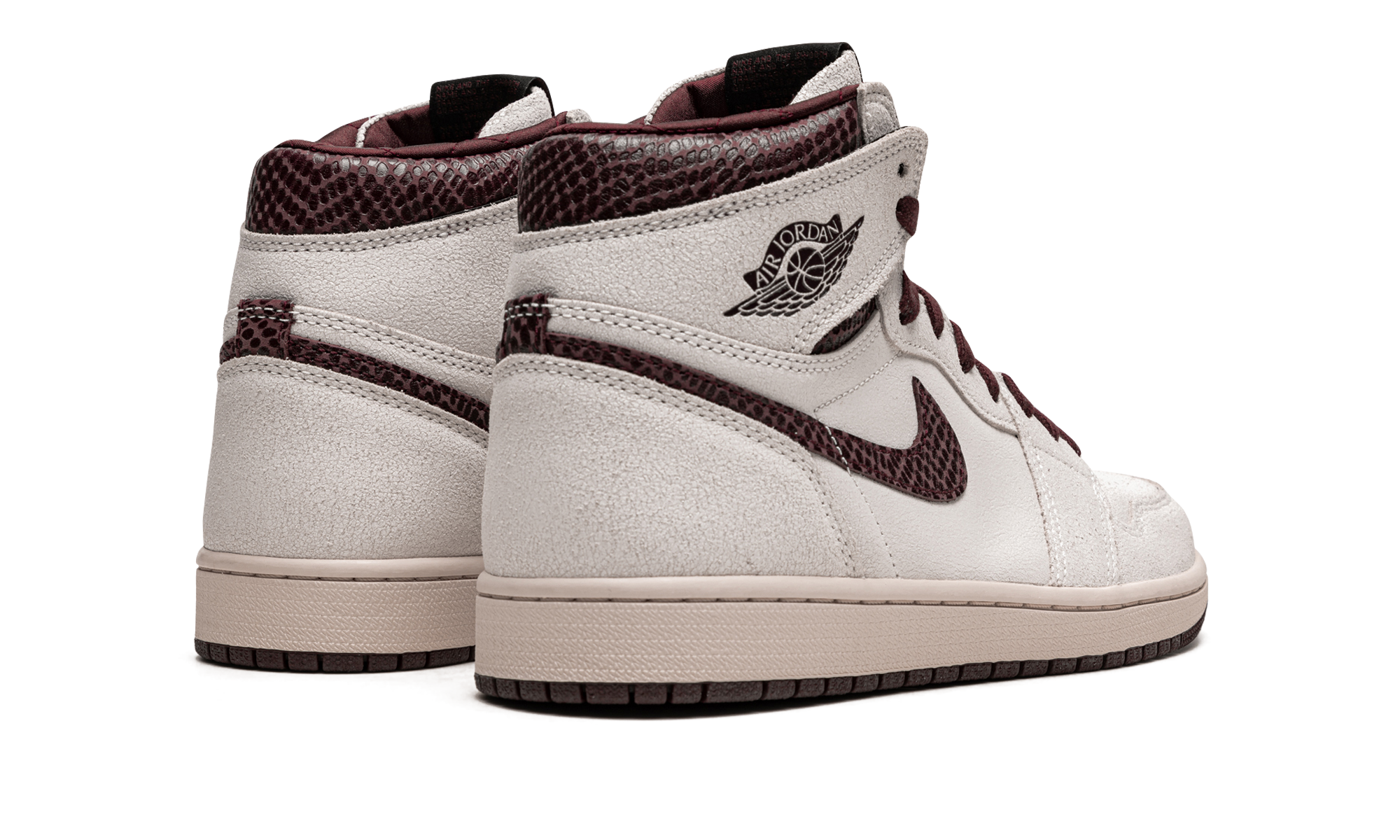 Air Jordan 1 Retro High OG A Ma Maniére - resellguru.app