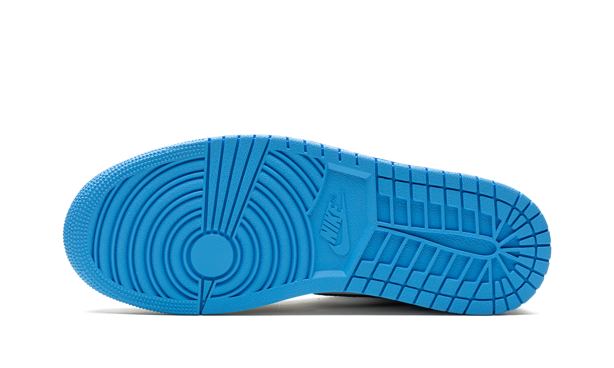 Air Jordan 1 Retro High OG UNC Toe - resellguru.app