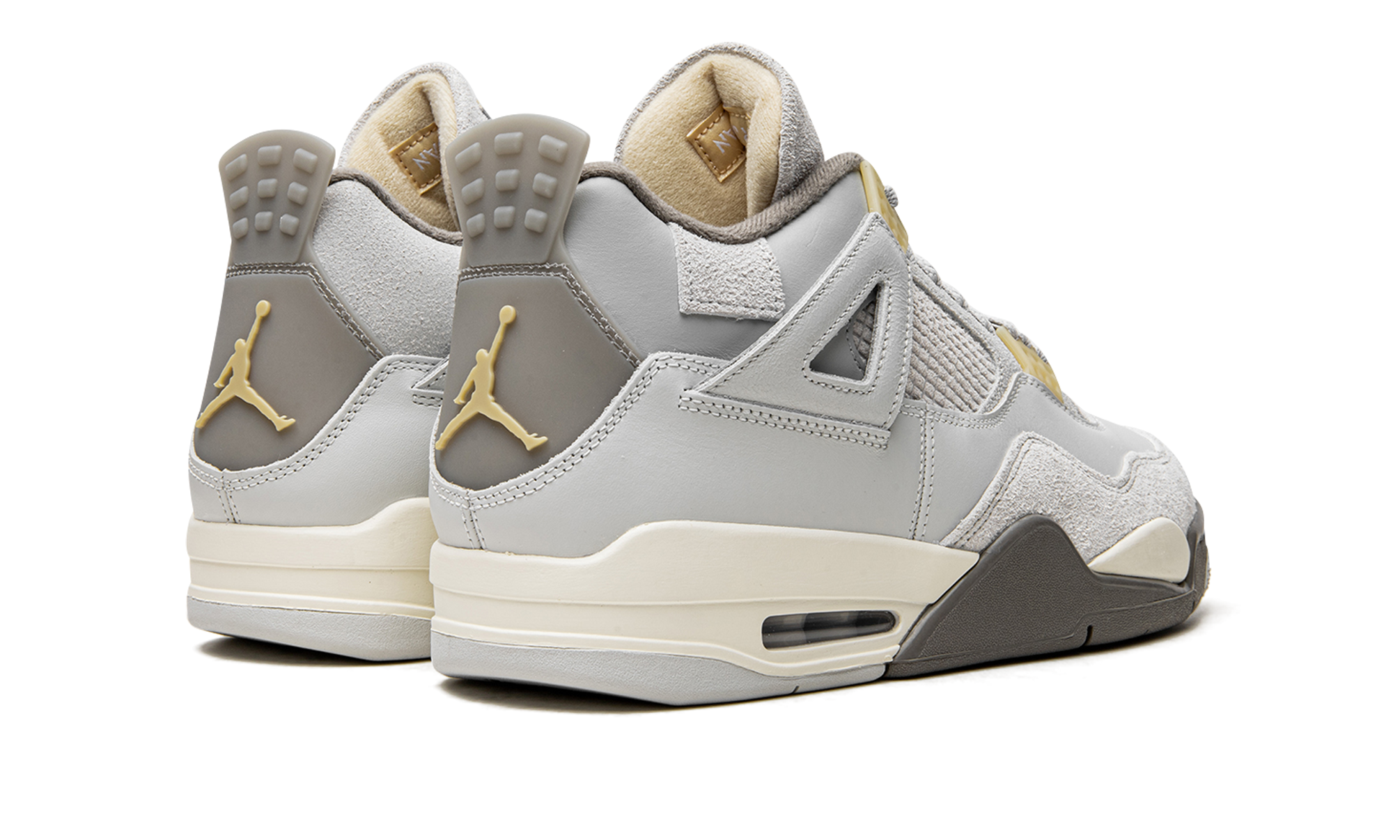 Air Jordan 4 Retro SE Craft Photon Dust - resellguru.app