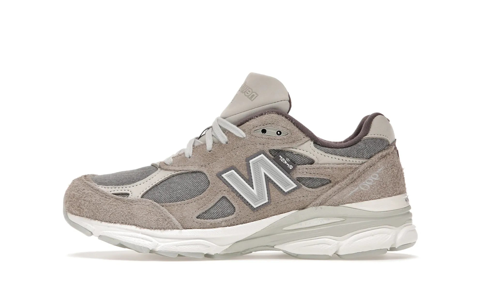 New Balance 990v3 MiUSA Levi's Elephant Skin - resellguru.app