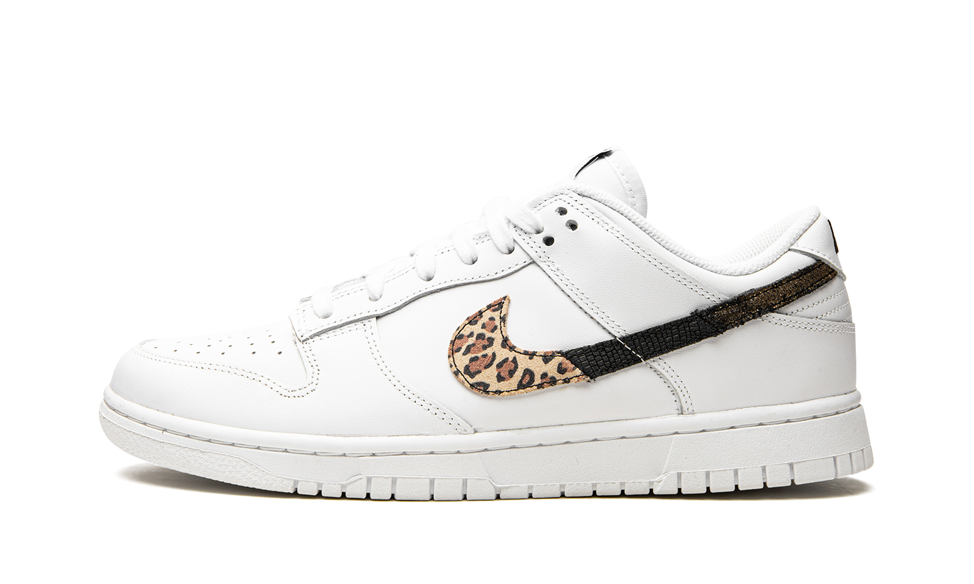 Nike Dunk Low SE Primal White - resellguru.app