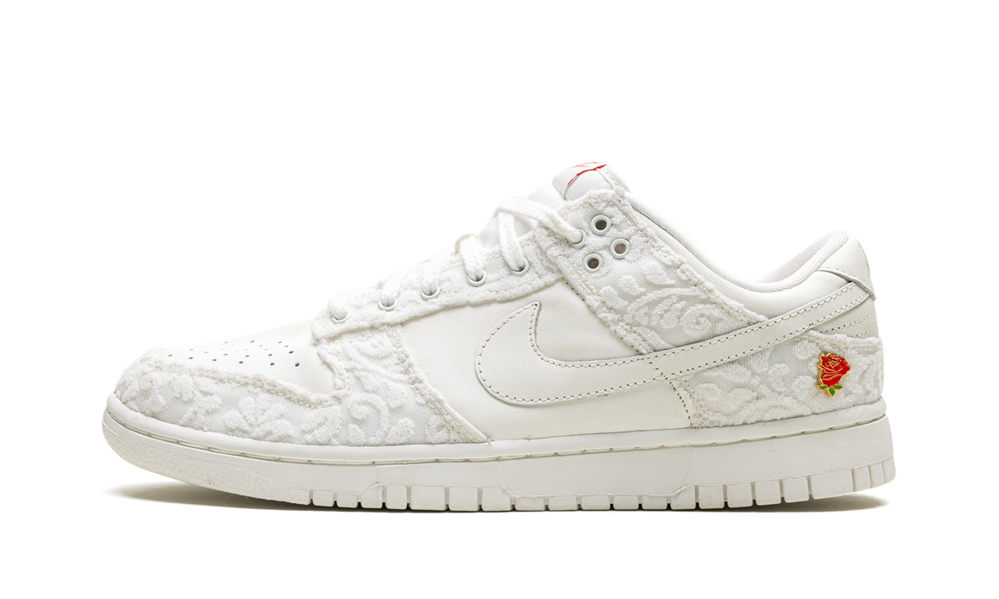 Nike Dunk Low Give Her Flowers - resellguru.app