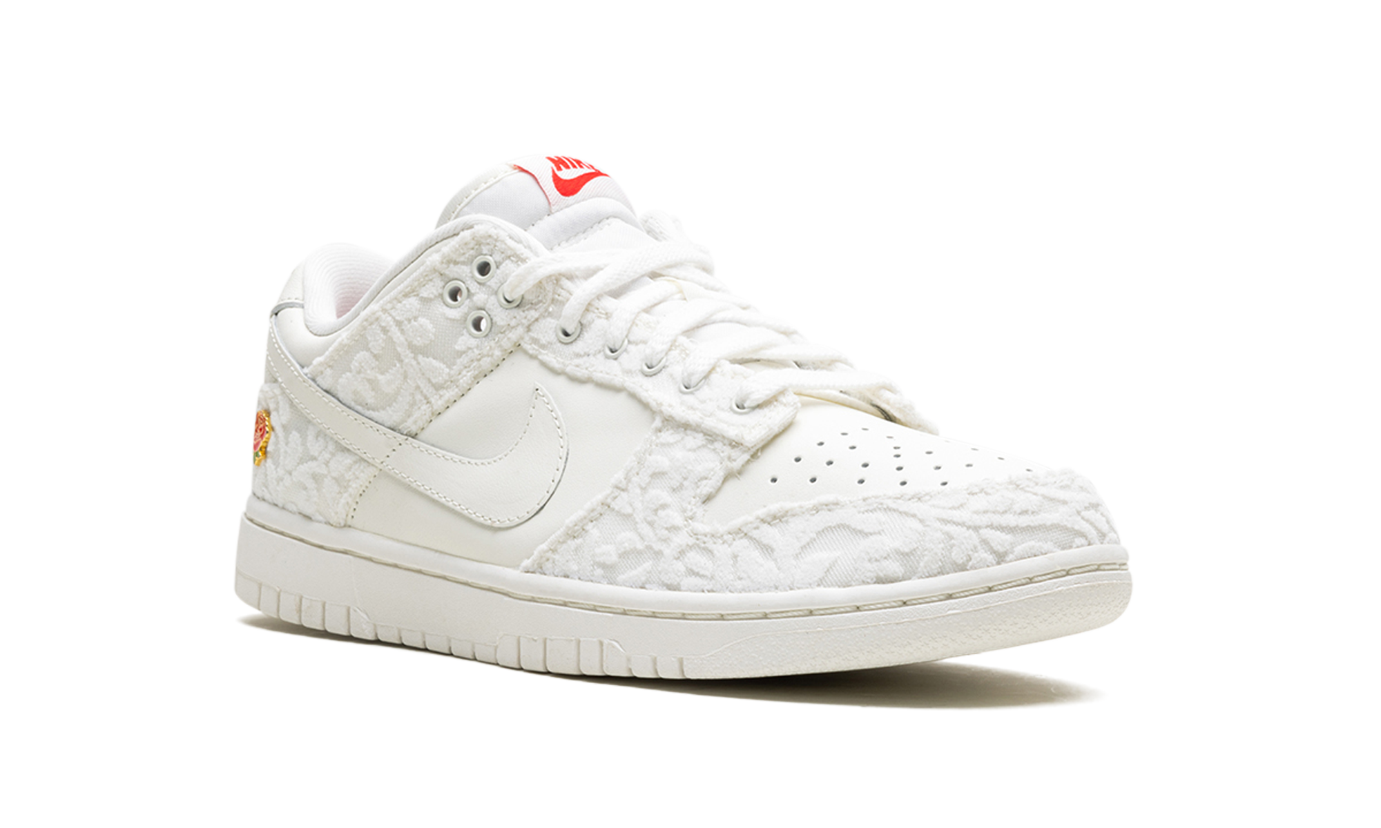 Nike Dunk Low Give Her Flowers - resellguru.app