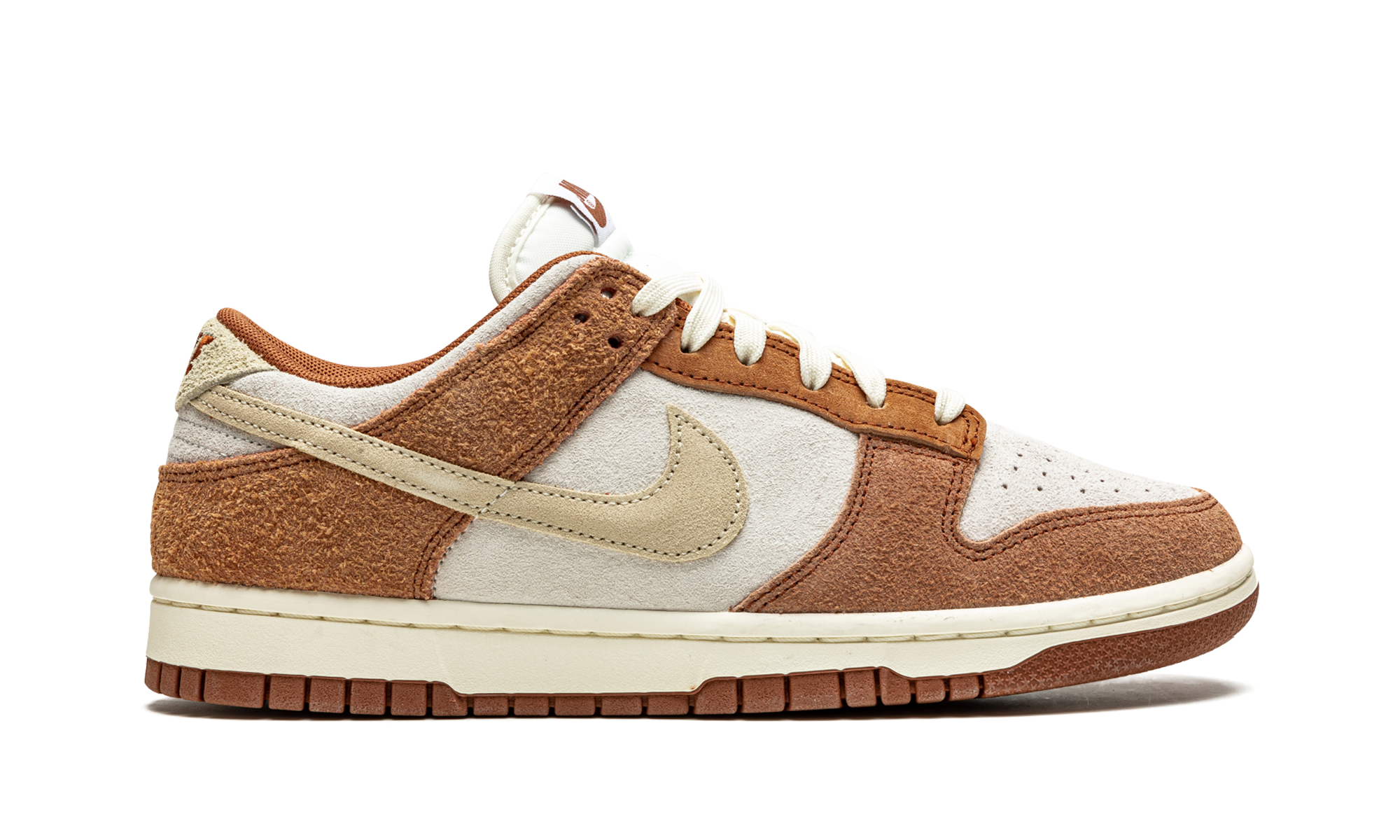 Nike Dunk Low Medium Curry - resellguru.app