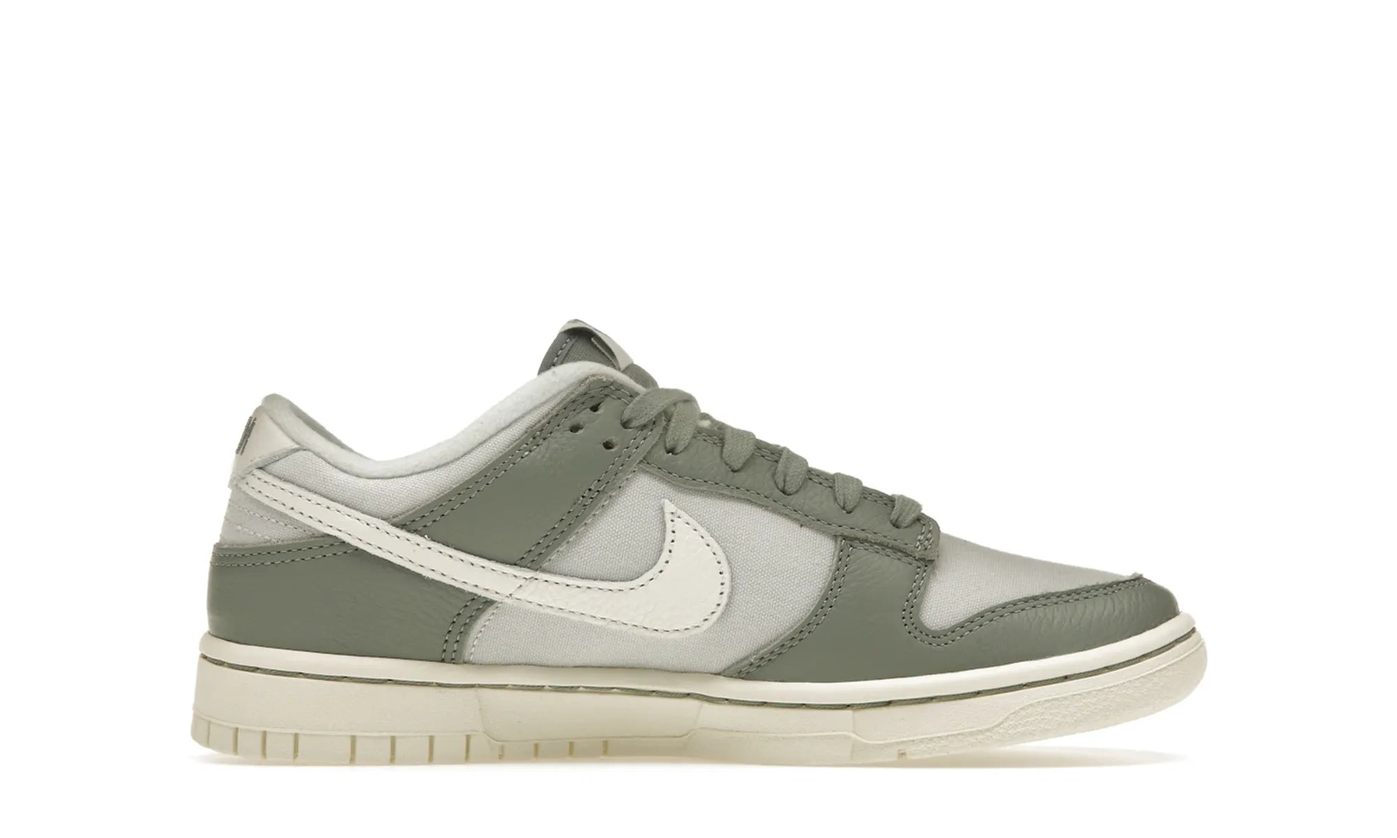 Nike Dunk Low Mica Green - resellguru.app