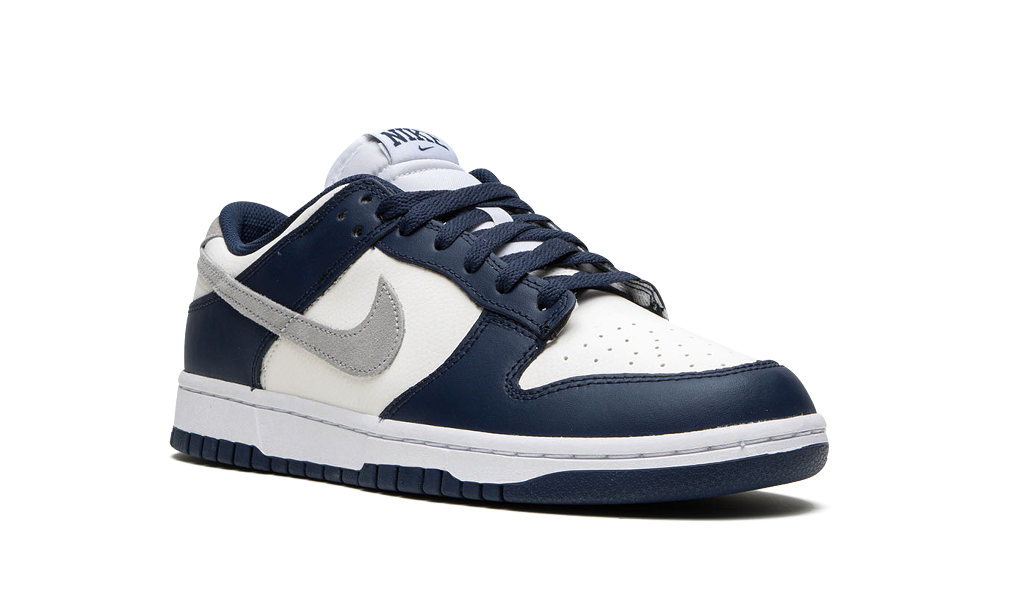 Nike Dunk Low Summit White Midnight Navy - resellguru.app
