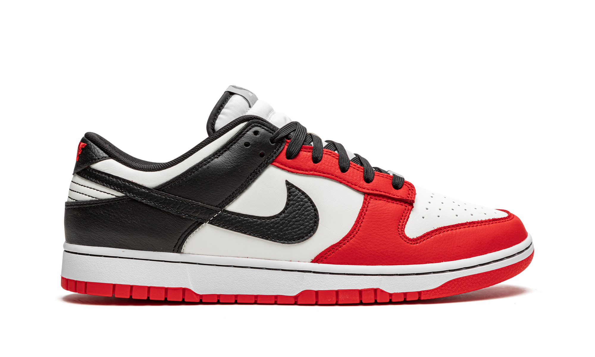 Nike Dunk Low EMB NBA 75th Anniversary Chicago - resellguru.app