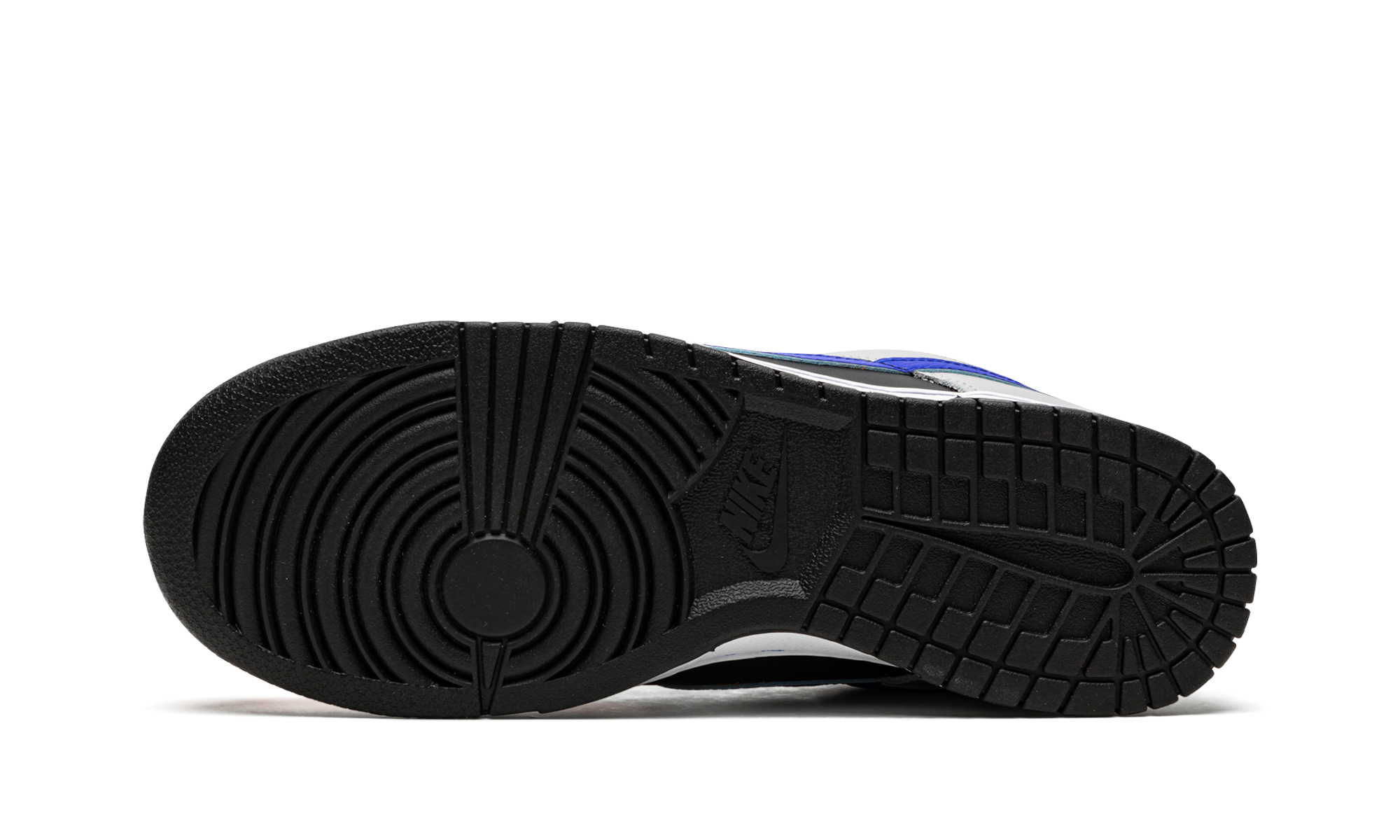 Nike Dunk Low EMB NBA 75th Anniversary Knicks - resellguru.app