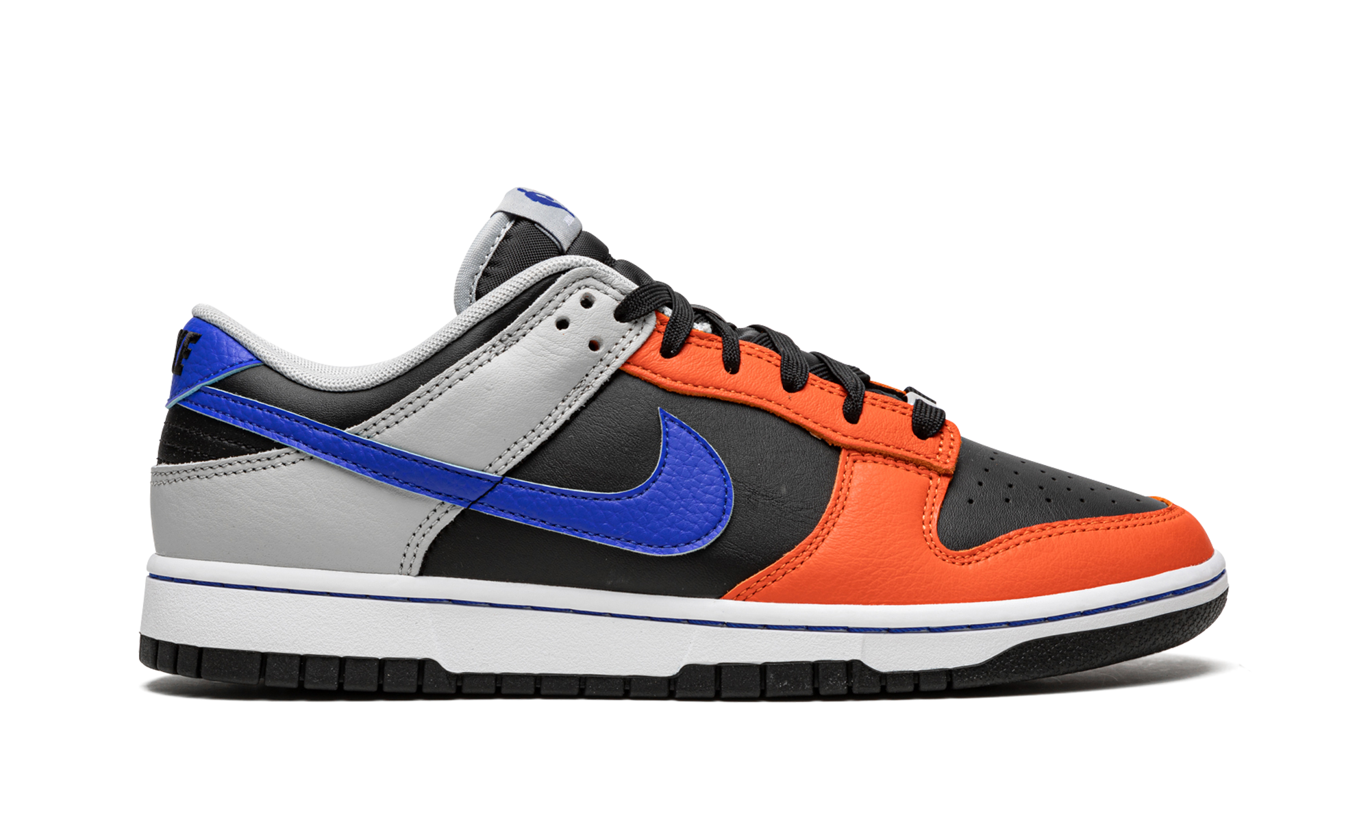 Nike Dunk Low EMB NBA 75th Anniversary Knicks - resellguru.app