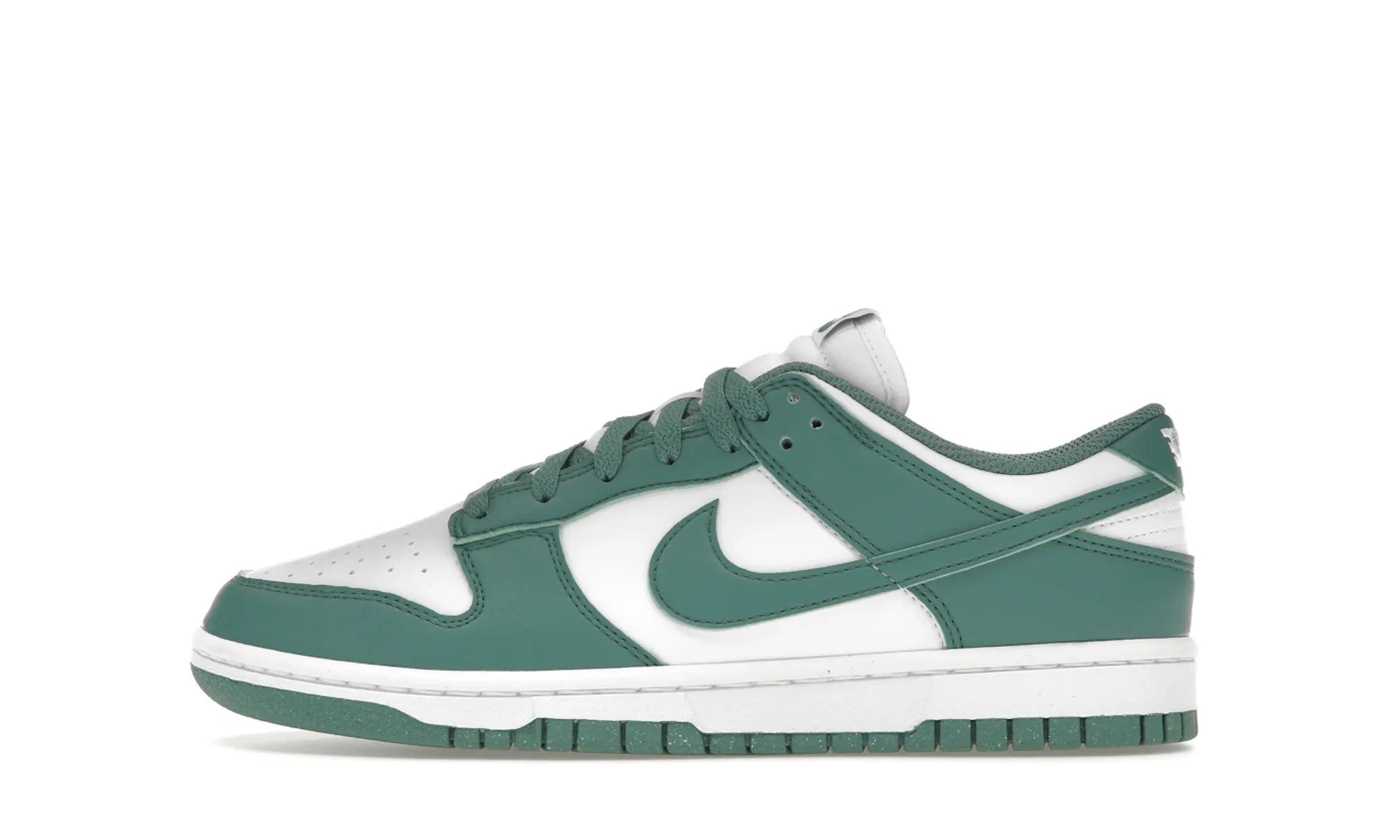 Nike Dunk Low Next Nature Bicoastal - resellguru.app