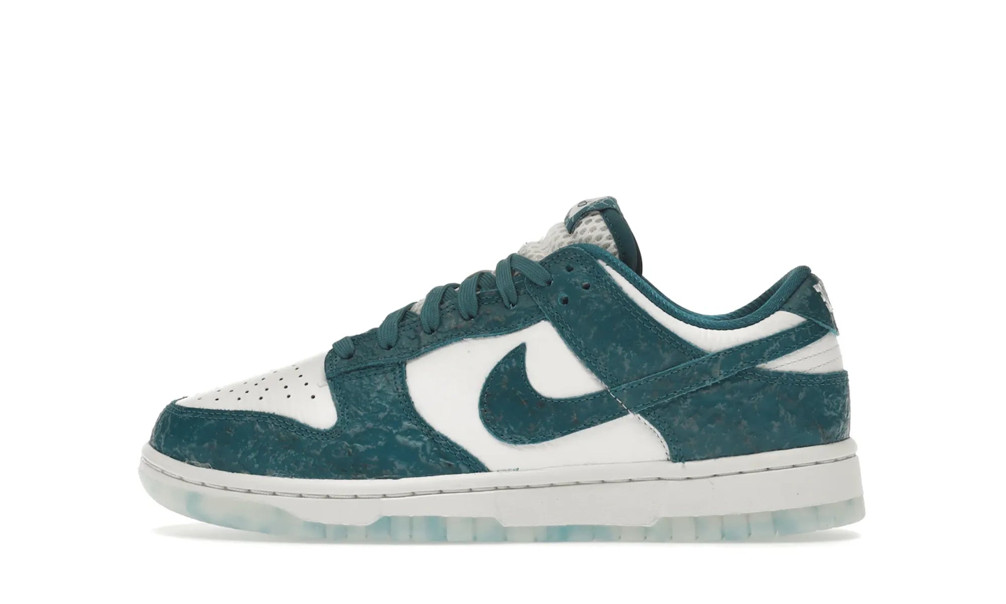 Nike Dunk Low Ocean - resellguru.app