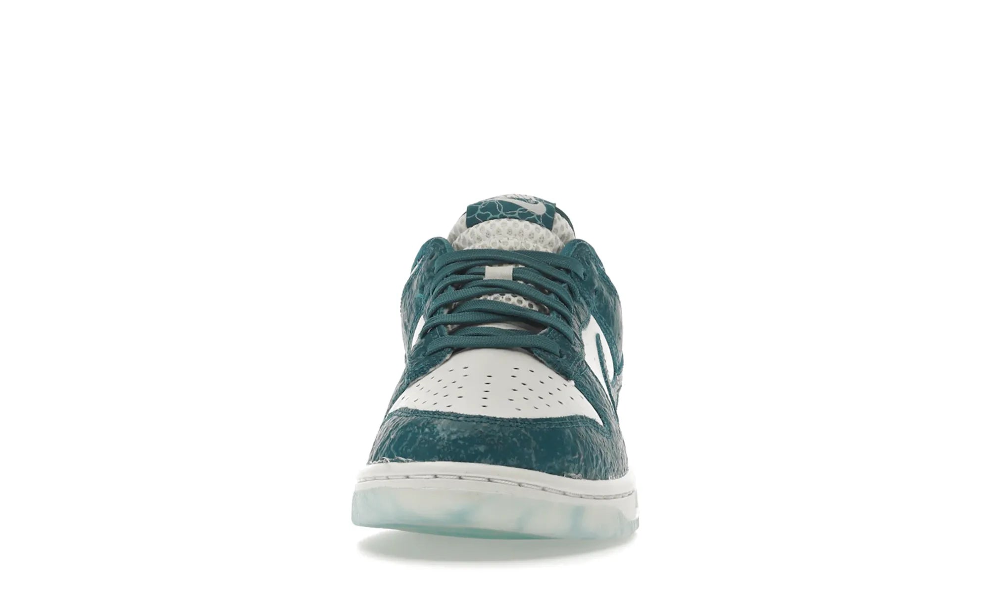 Nike Dunk Low Ocean - resellguru.app