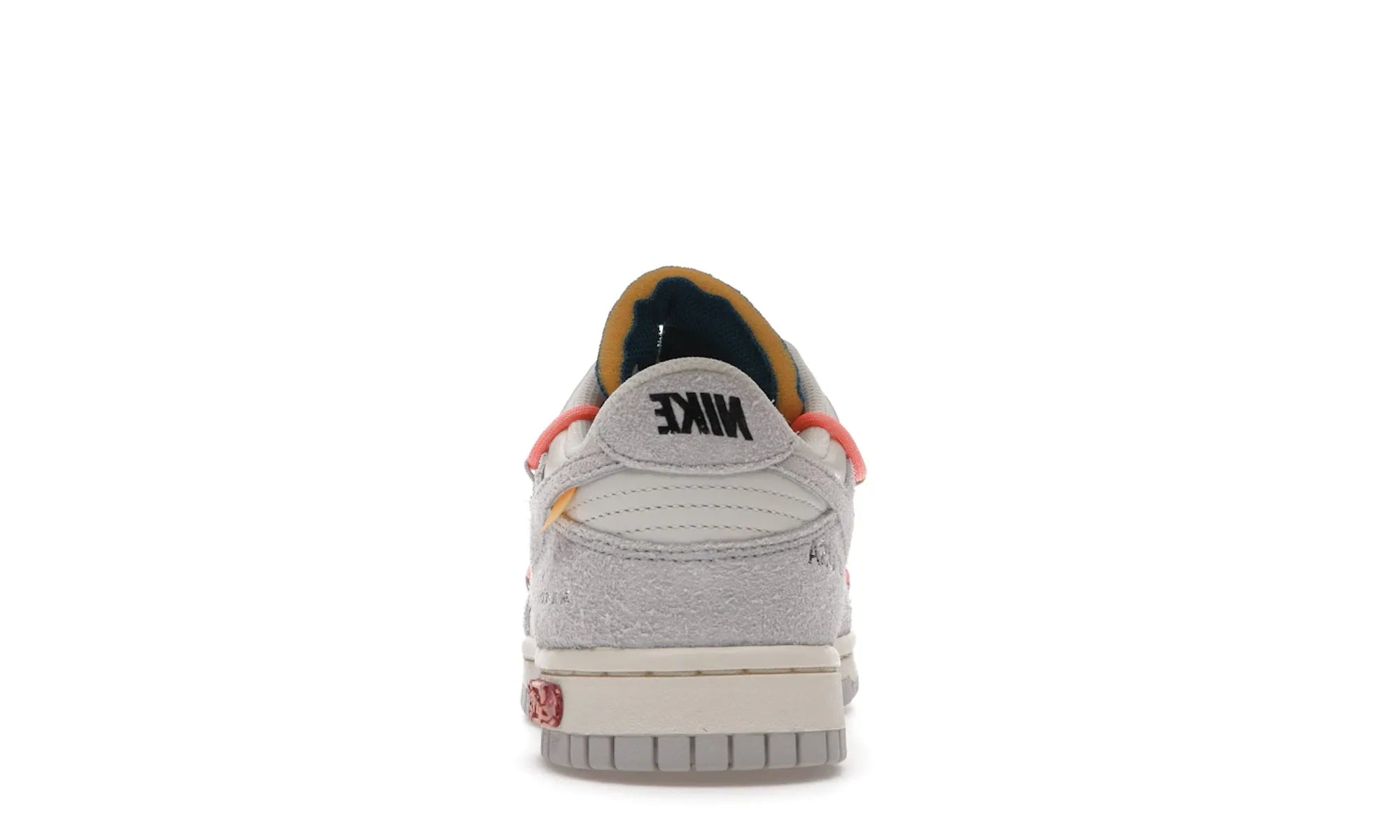 Nike Dunk Low Off-White Lot 19 - resellguru.app