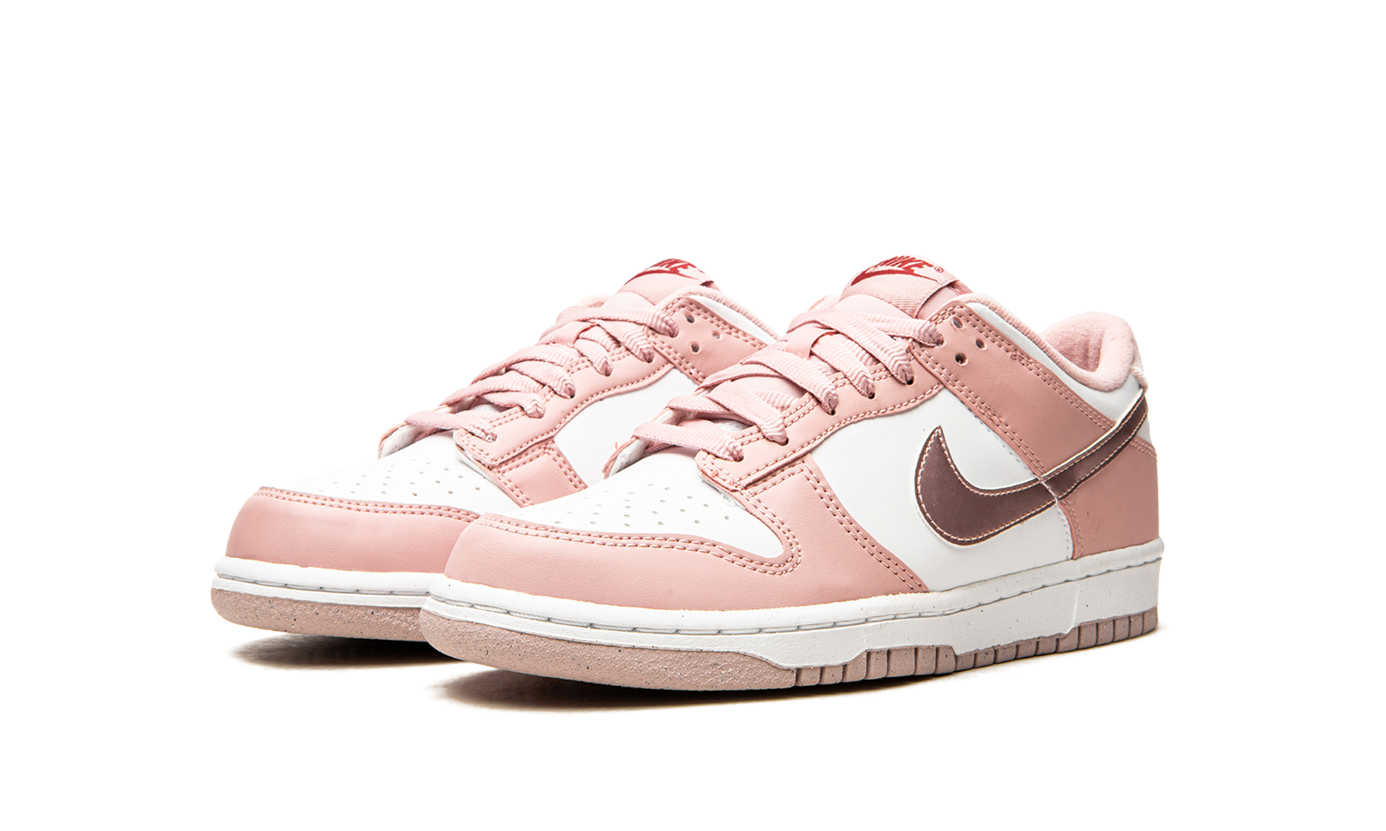 Nike Dunk Low Pink Velvet - resellguru.app