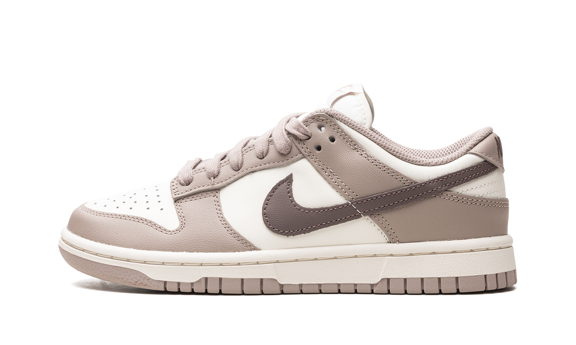 Nike Dunk Low Sail Plum Eclipse - resellguru.app