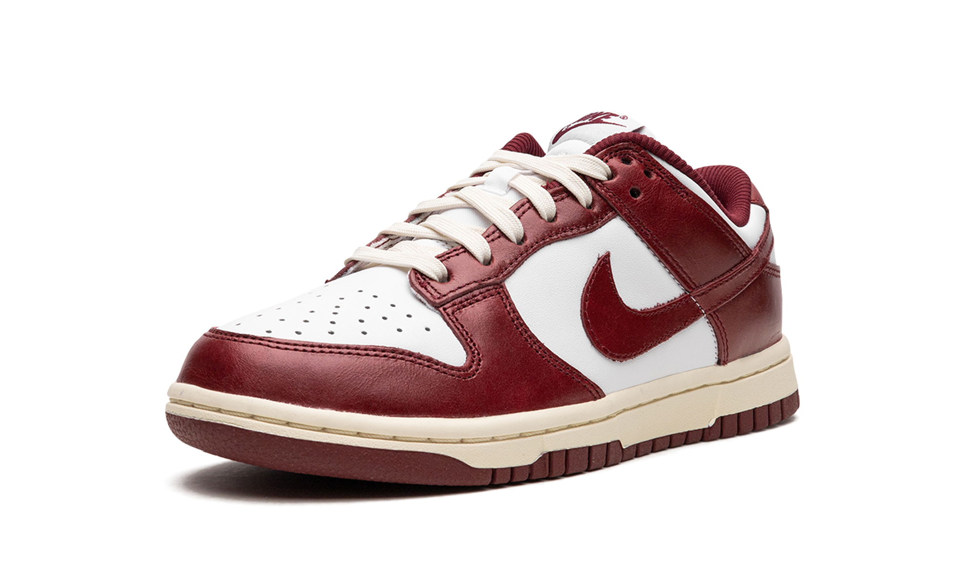 Nike Dunk Low PRM Vintage Team Red - resellguru.app
