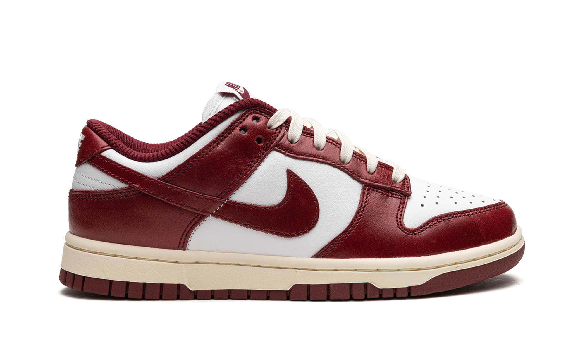 Nike Dunk Low PRM Vintage Team Red - resellguru.app