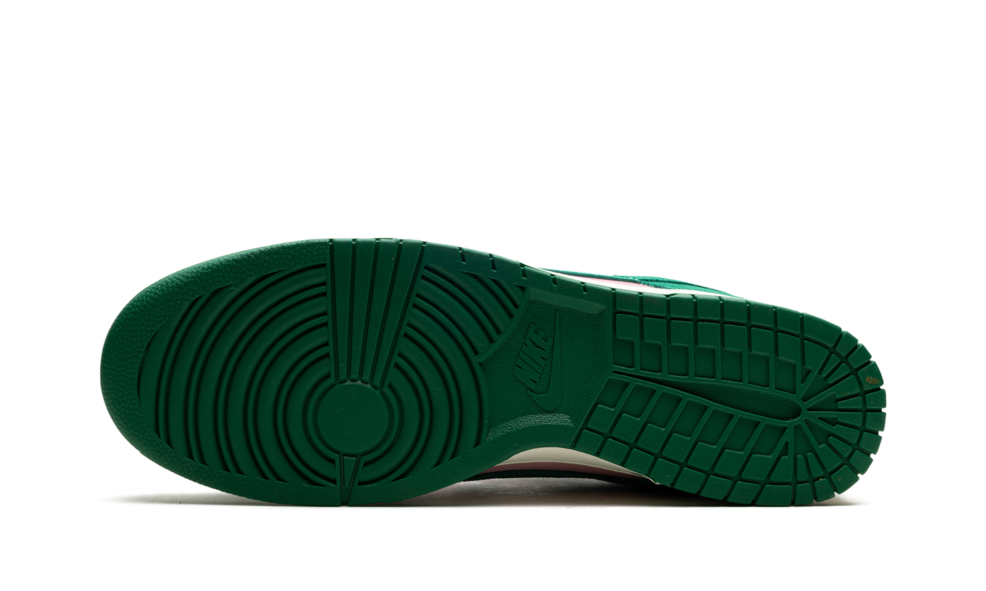 Nike Dunk Low Retro SE Medium Soft Pink Malachite - resellguru.app