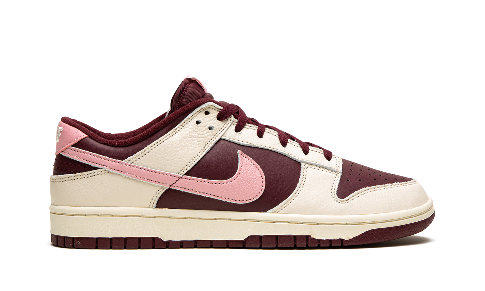 Nike Dunk Low Retro PRM Valentine's Day (2023) - resellguru.app