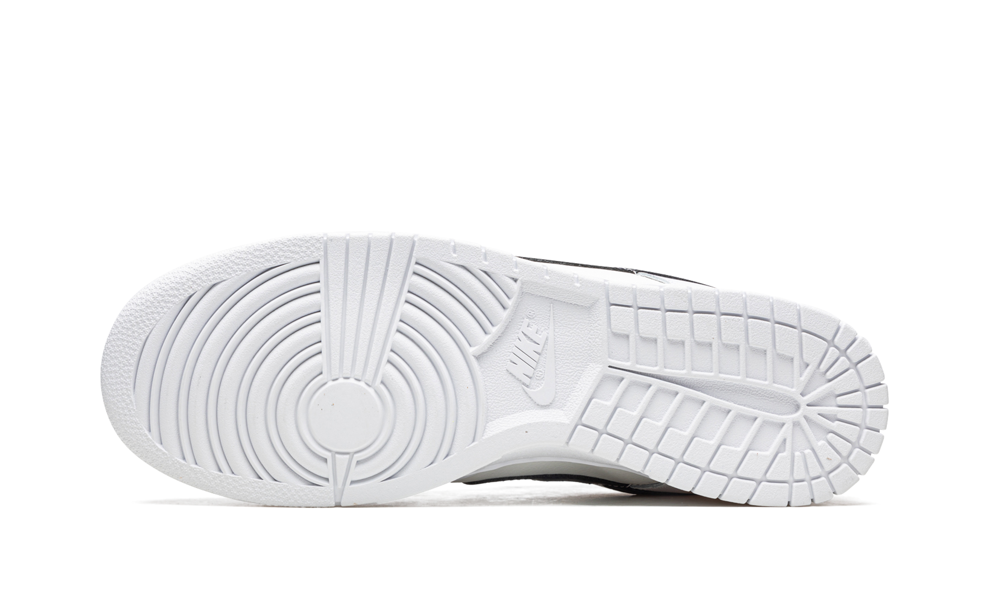 Nike Dunk Low Reverse Panda - resellguru.app