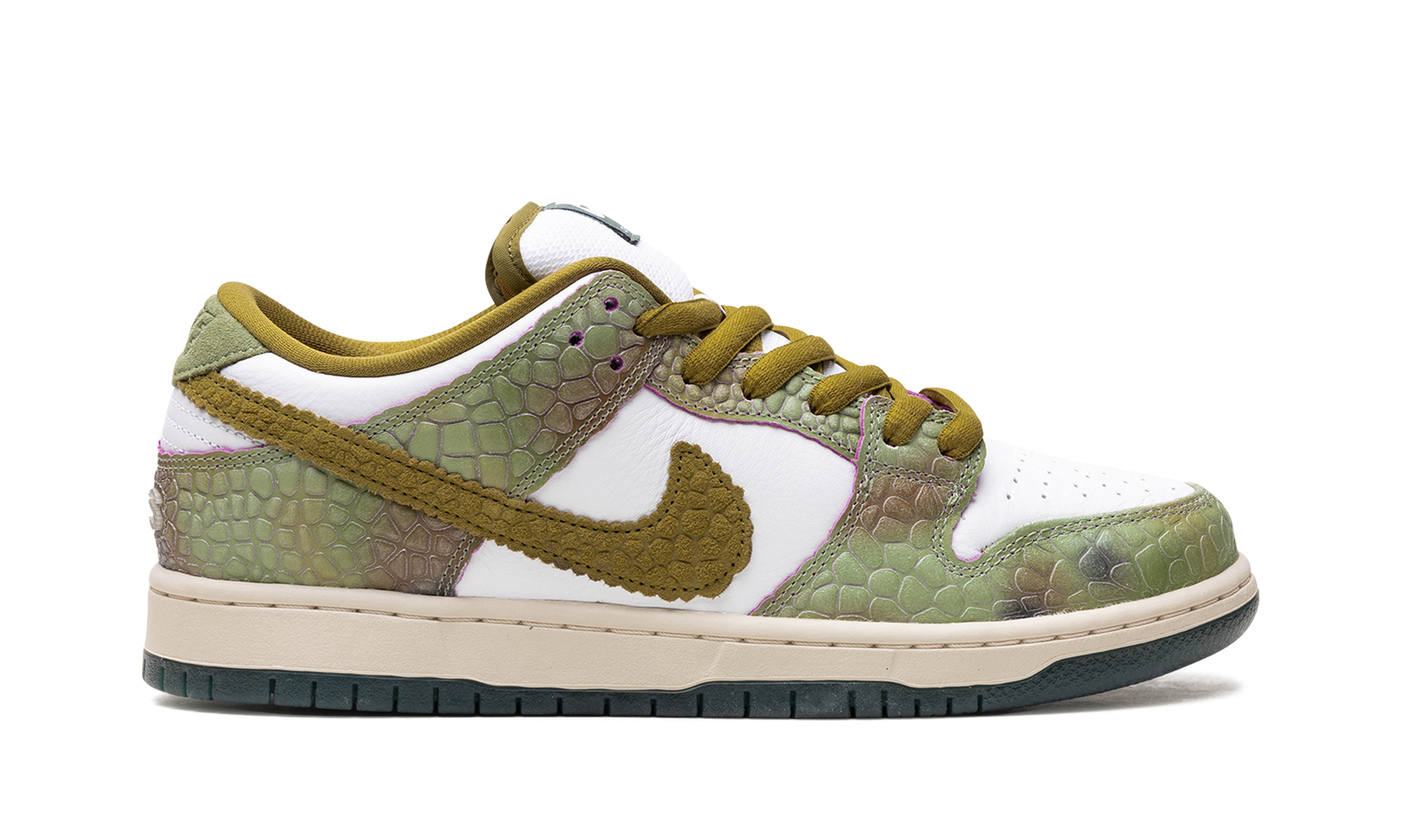Nike SB Dunk Low Alexis Sablone Chameleon - resellguru.app