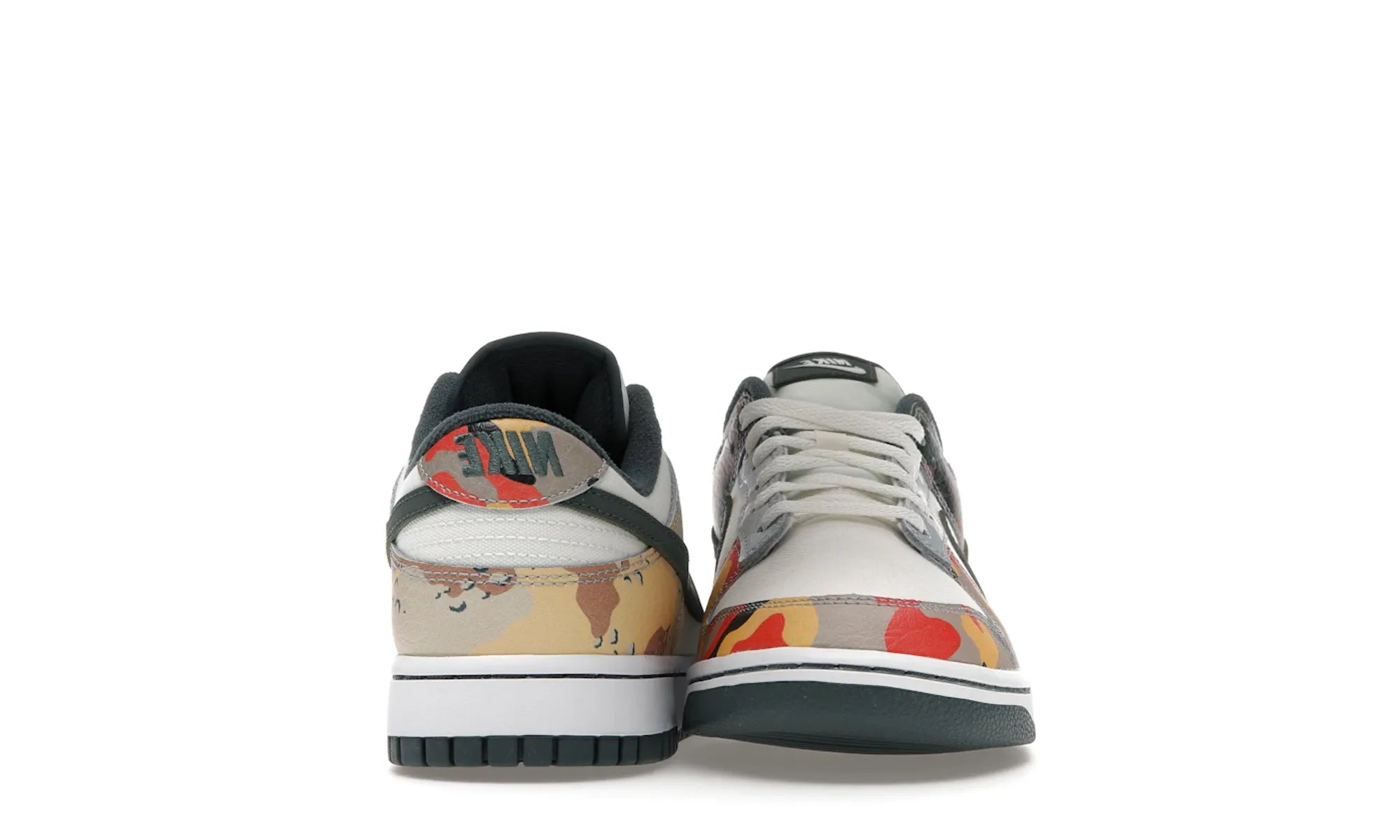 Nike Dunk Low SE Sail Multi-Camo - resellguru.app