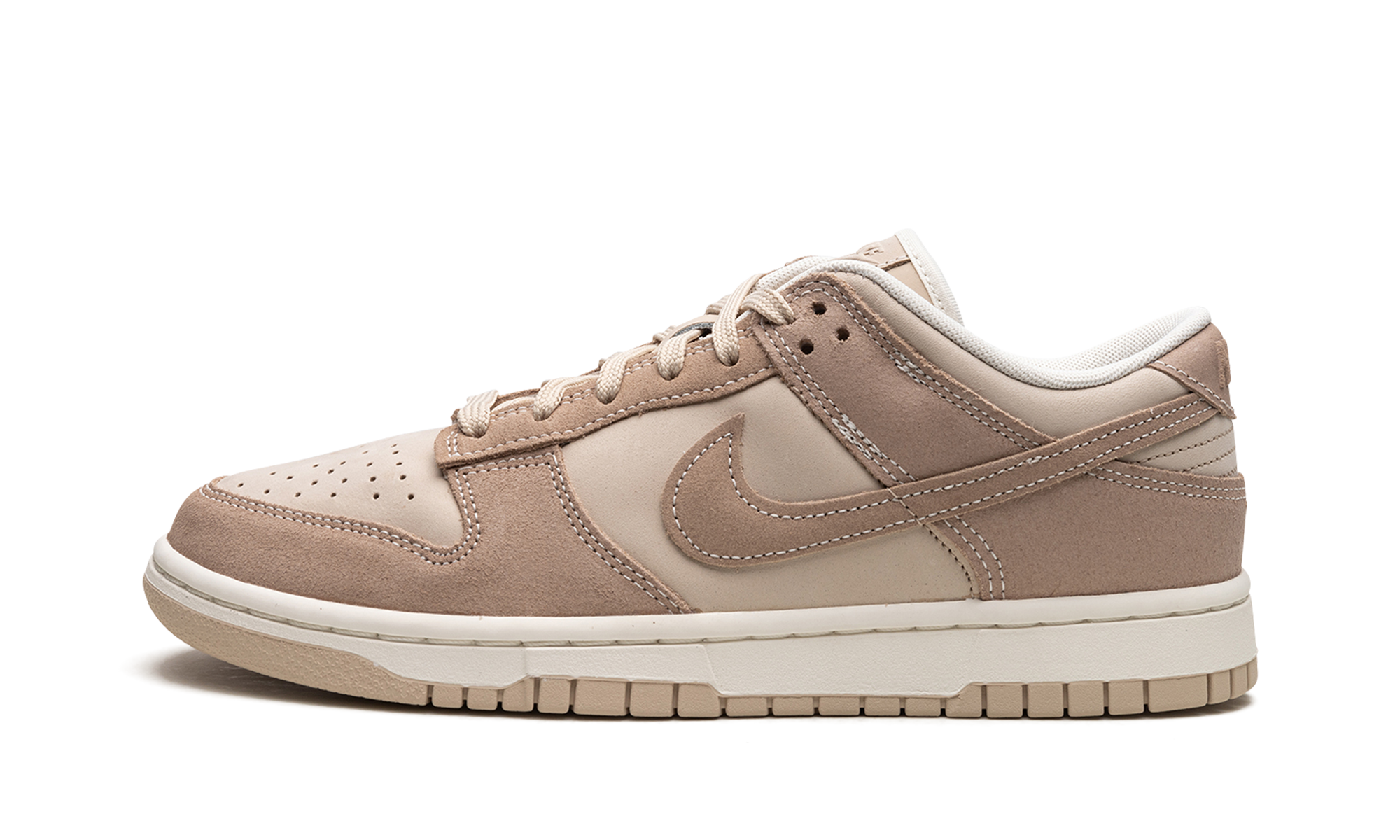 Nike Dunk Low SE Sanddrift - resellguru.app