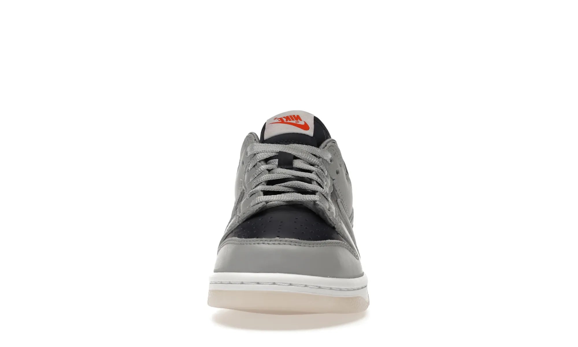 Nike Dunk Low College Navy Grey - resellguru.app