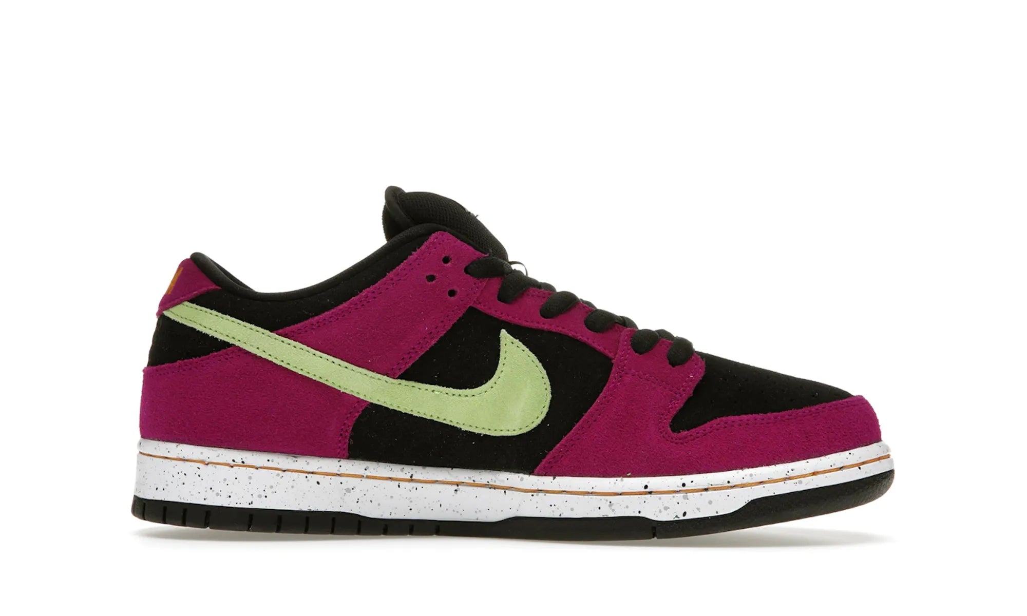 Nike SB Dunk Low Pro ACG Terra Red Plum - resellguru.app