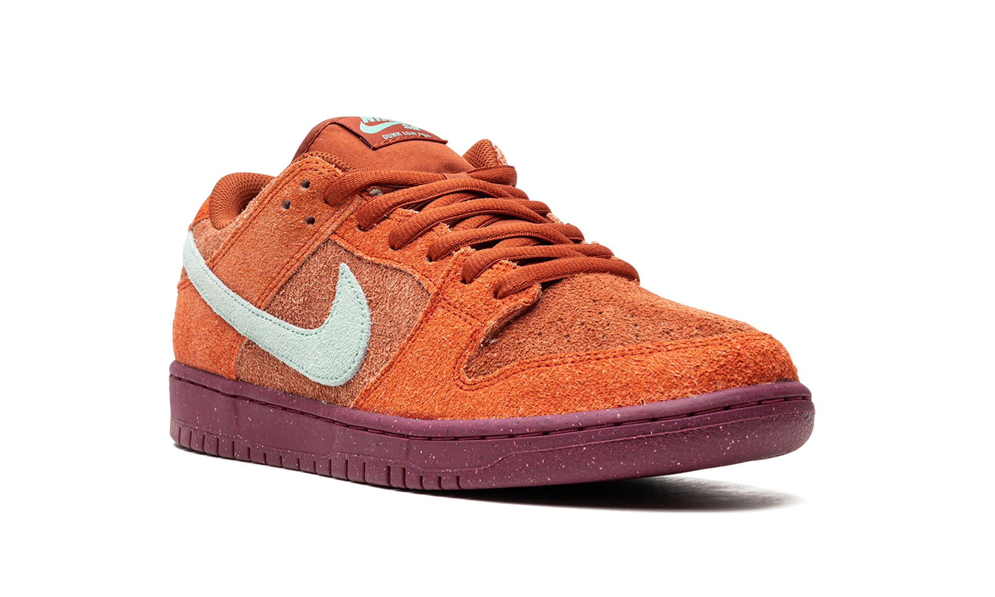 Nike SB Dunk Low Mystic Red Rosewood - resellguru.app