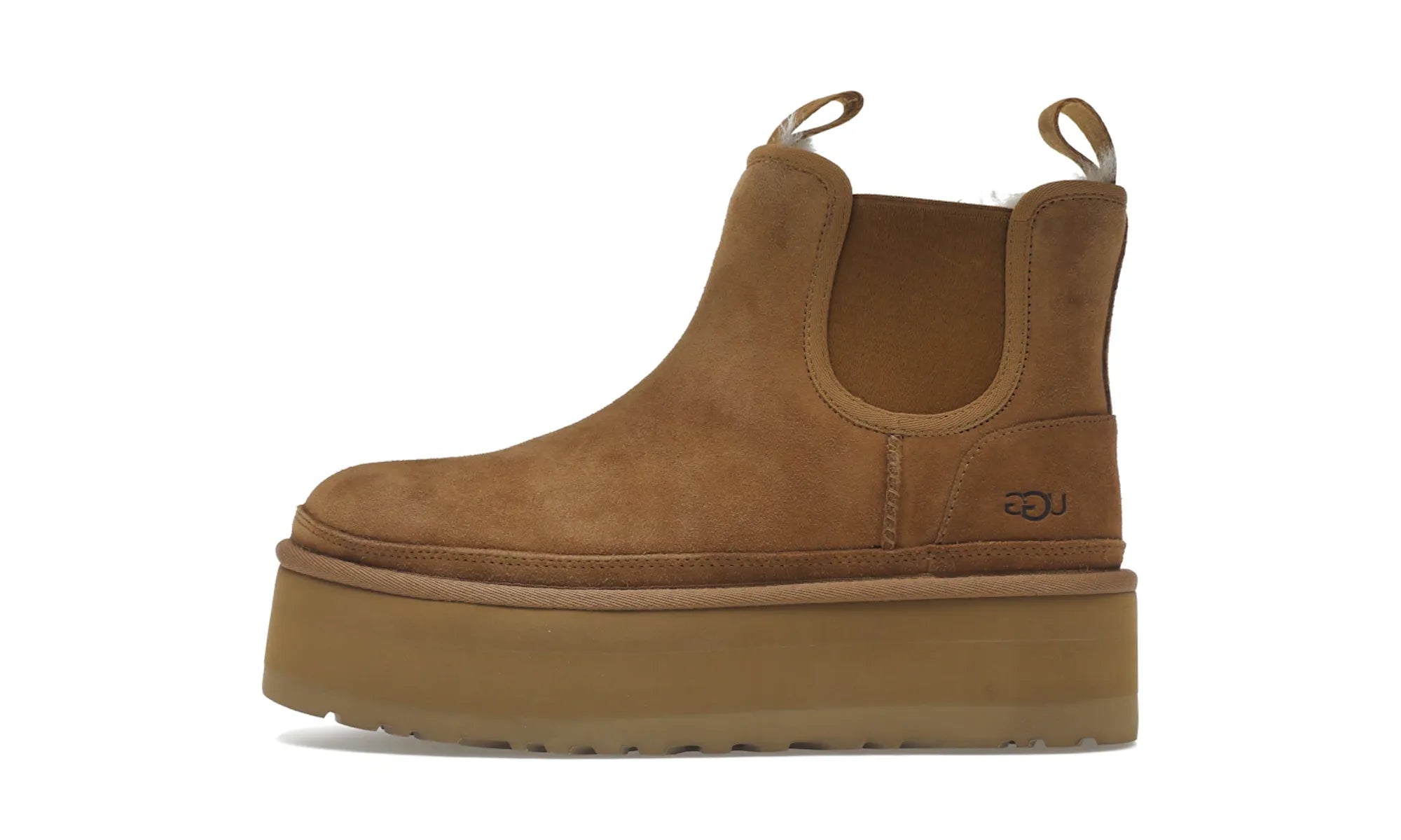 UGG Neumel Platform Chelsea Boot Chestnut - resellguru.app