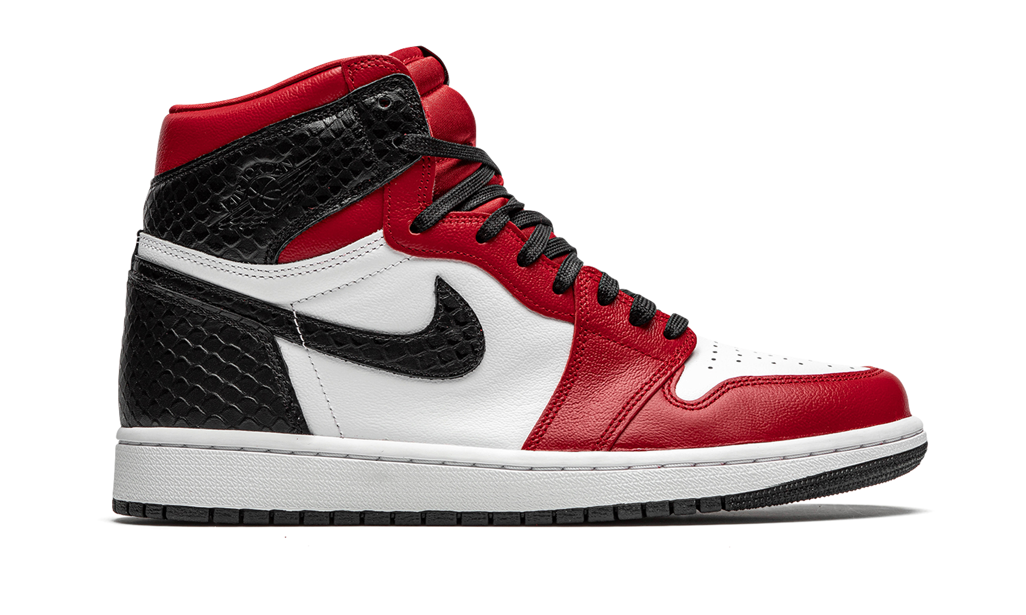 Air Jordan 1 Retro High Satin Snake Chicago - resellguru.app