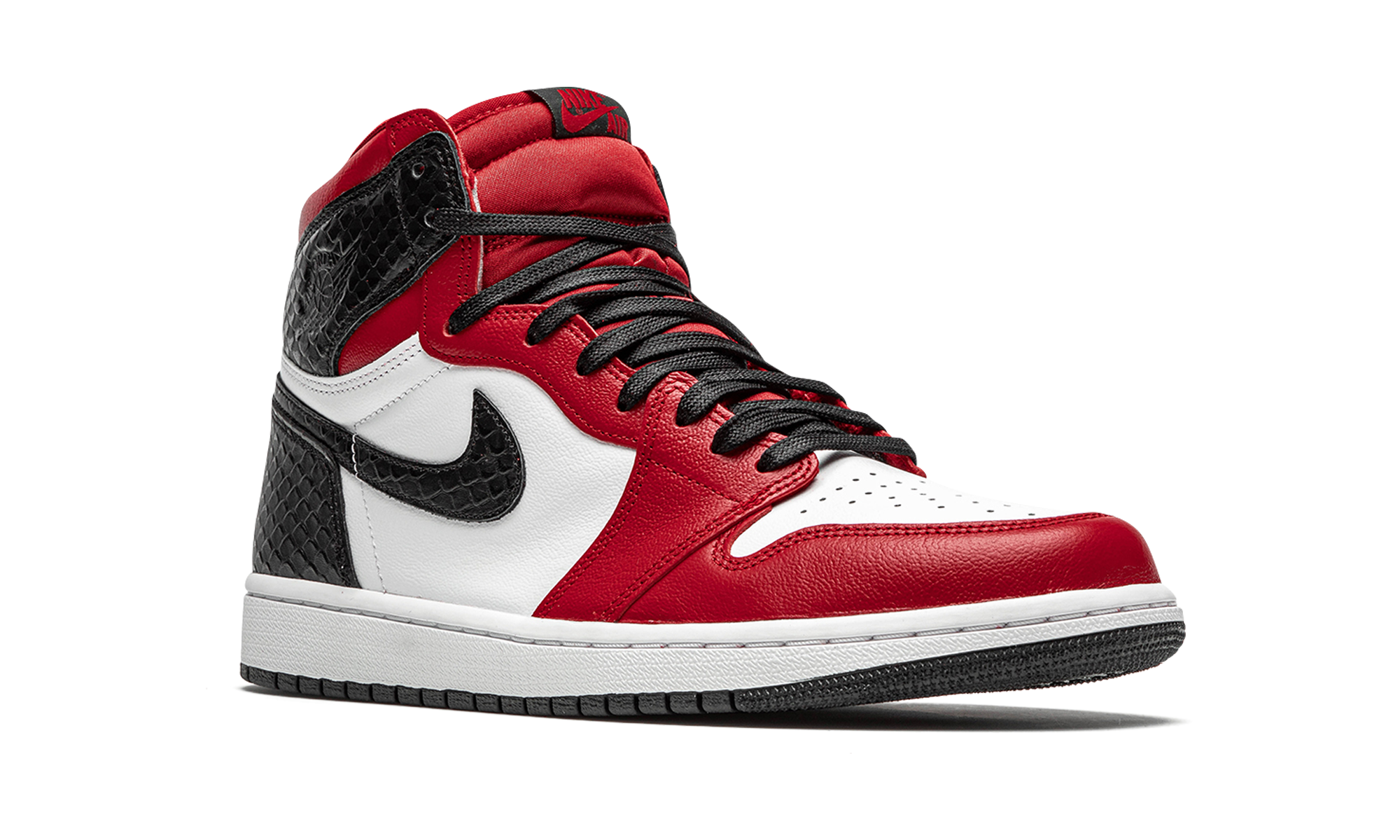 Air Jordan 1 Retro High Satin Snake Chicago - resellguru.app