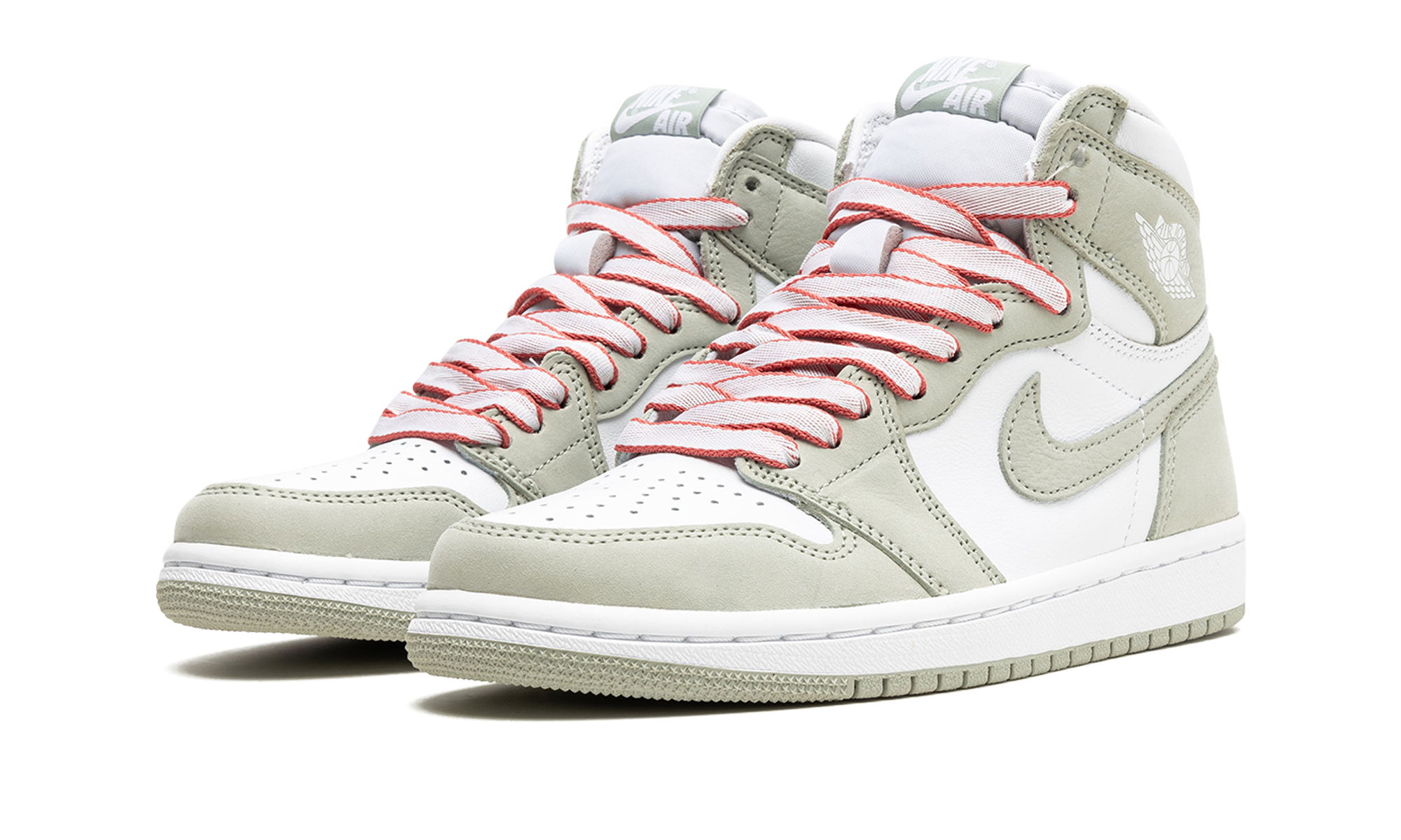 Air Jordan 1 Retro High OG Seafoam - resellguru.app