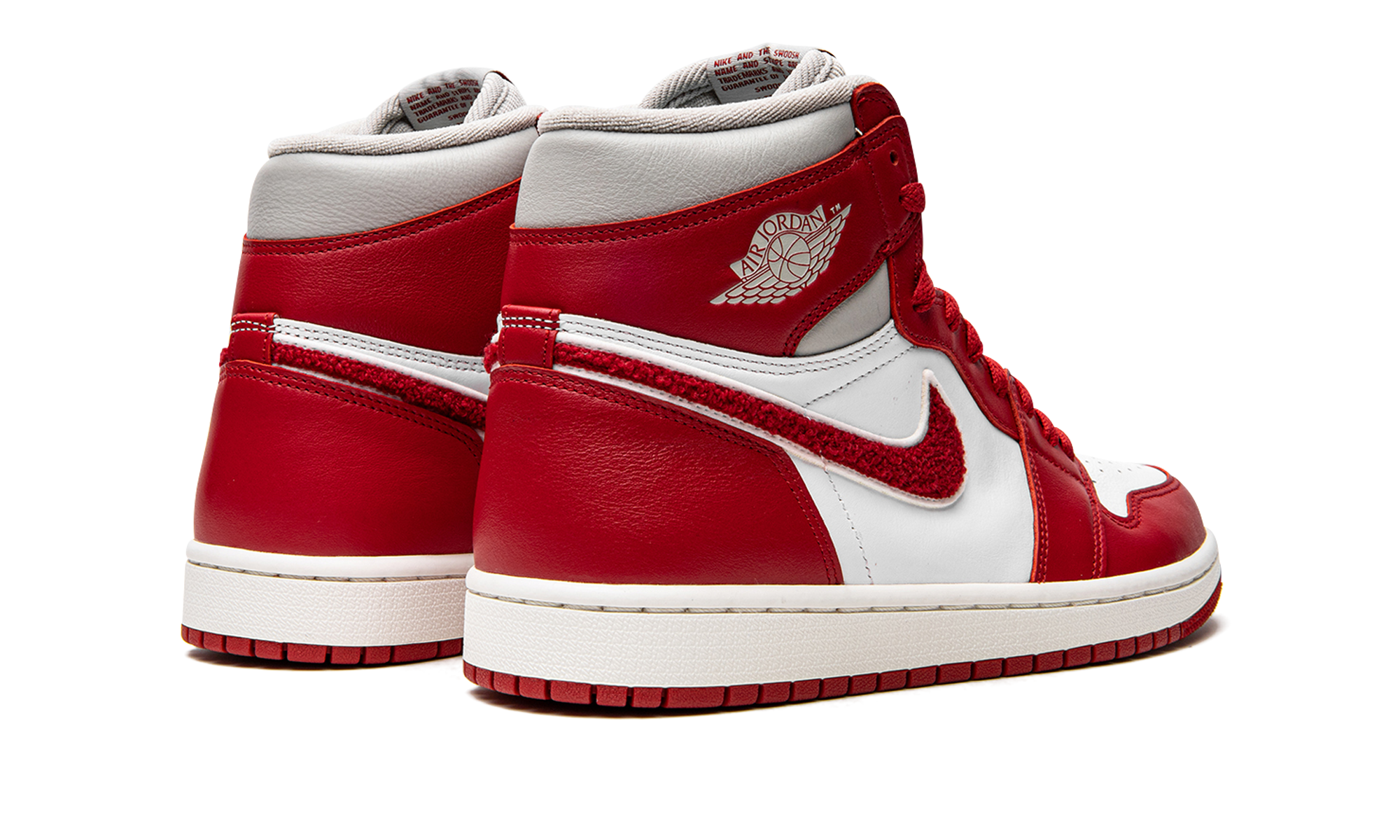 Air Jordan 1 Retro High OG Varsity Red - resellguru.app