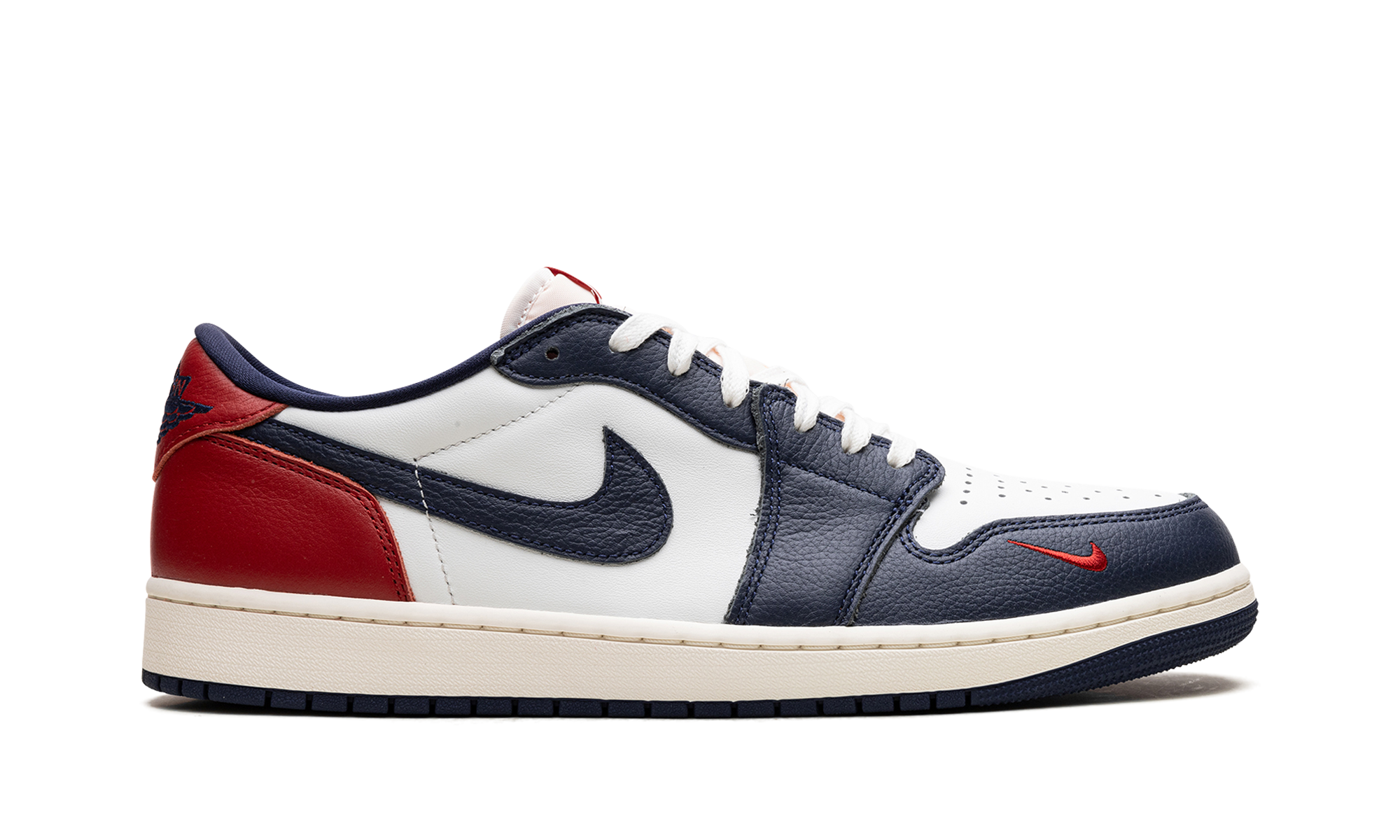 Air Jordan 1 Retro Low OG Howard University - resellguru.app