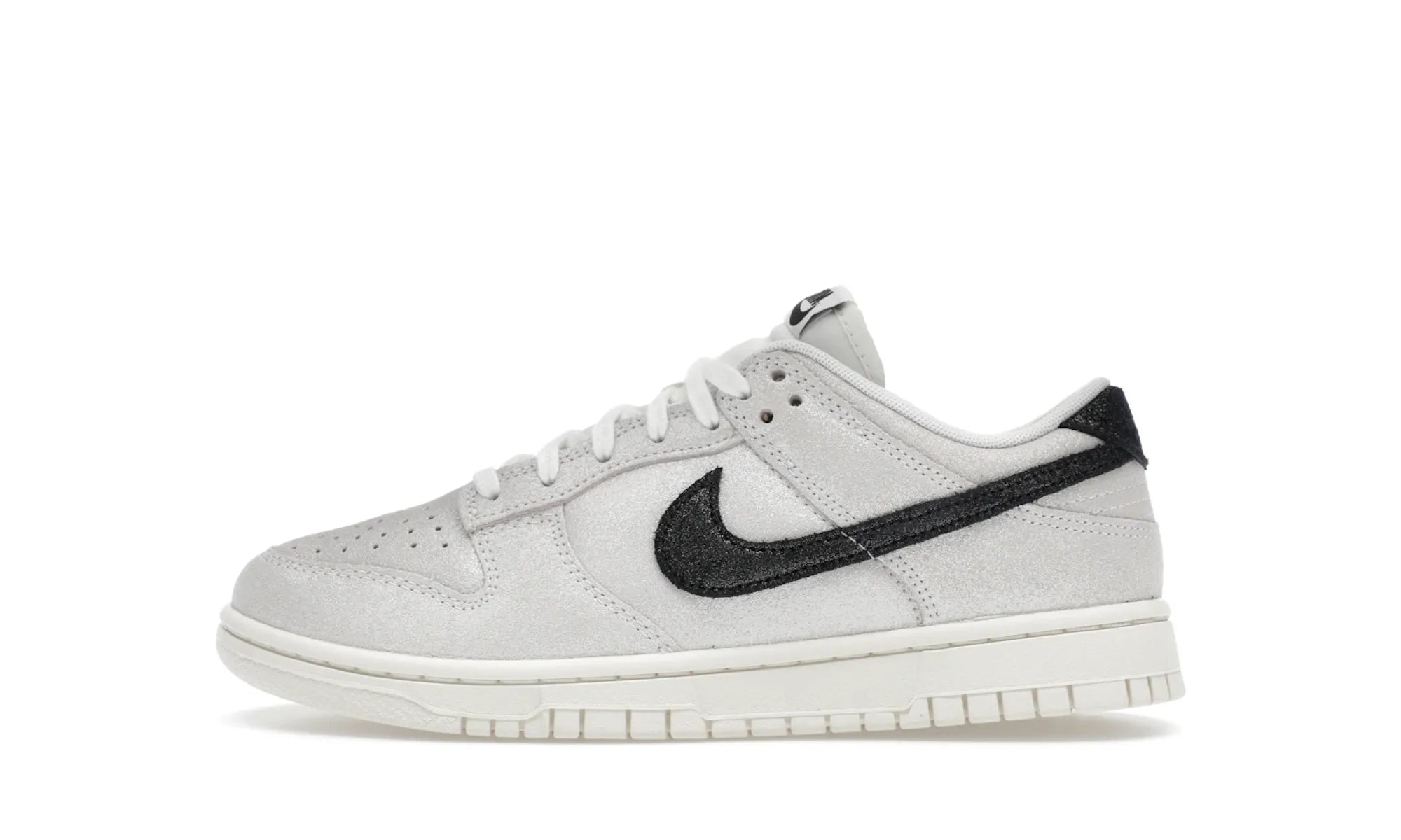 Nike Dunk Low SE White Black Team Red - resellguru.app